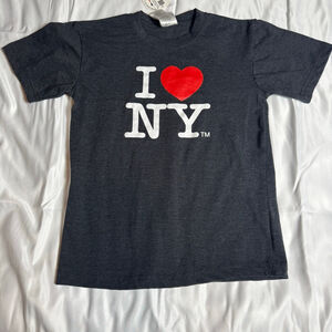 Juniors I Love NY Gray Red Short Sleeve Tee Size 10